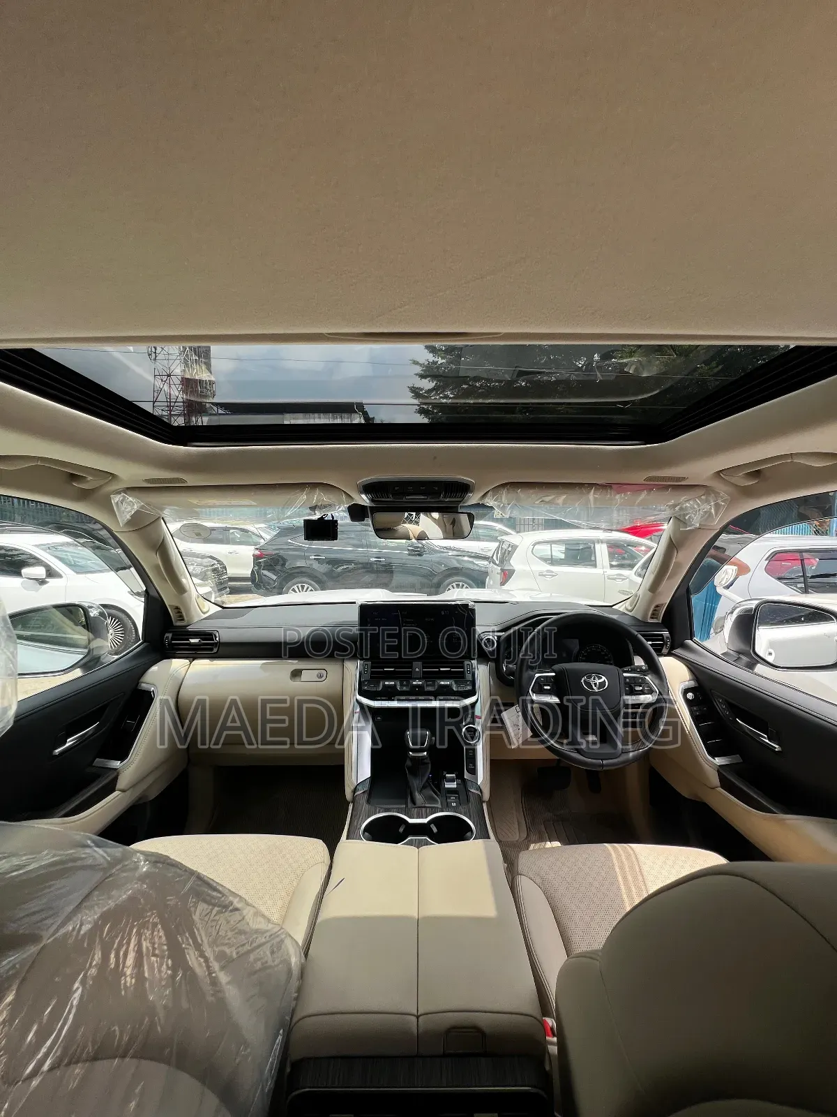 Toyota Land Cruiser LC300 2023 Pearl