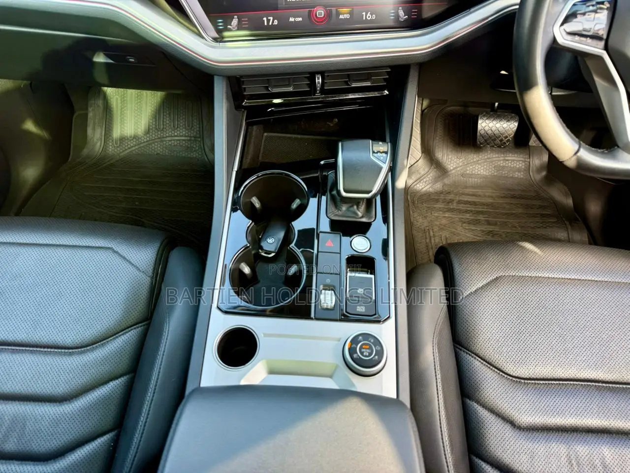 Volkswagen Touareg 2021 White