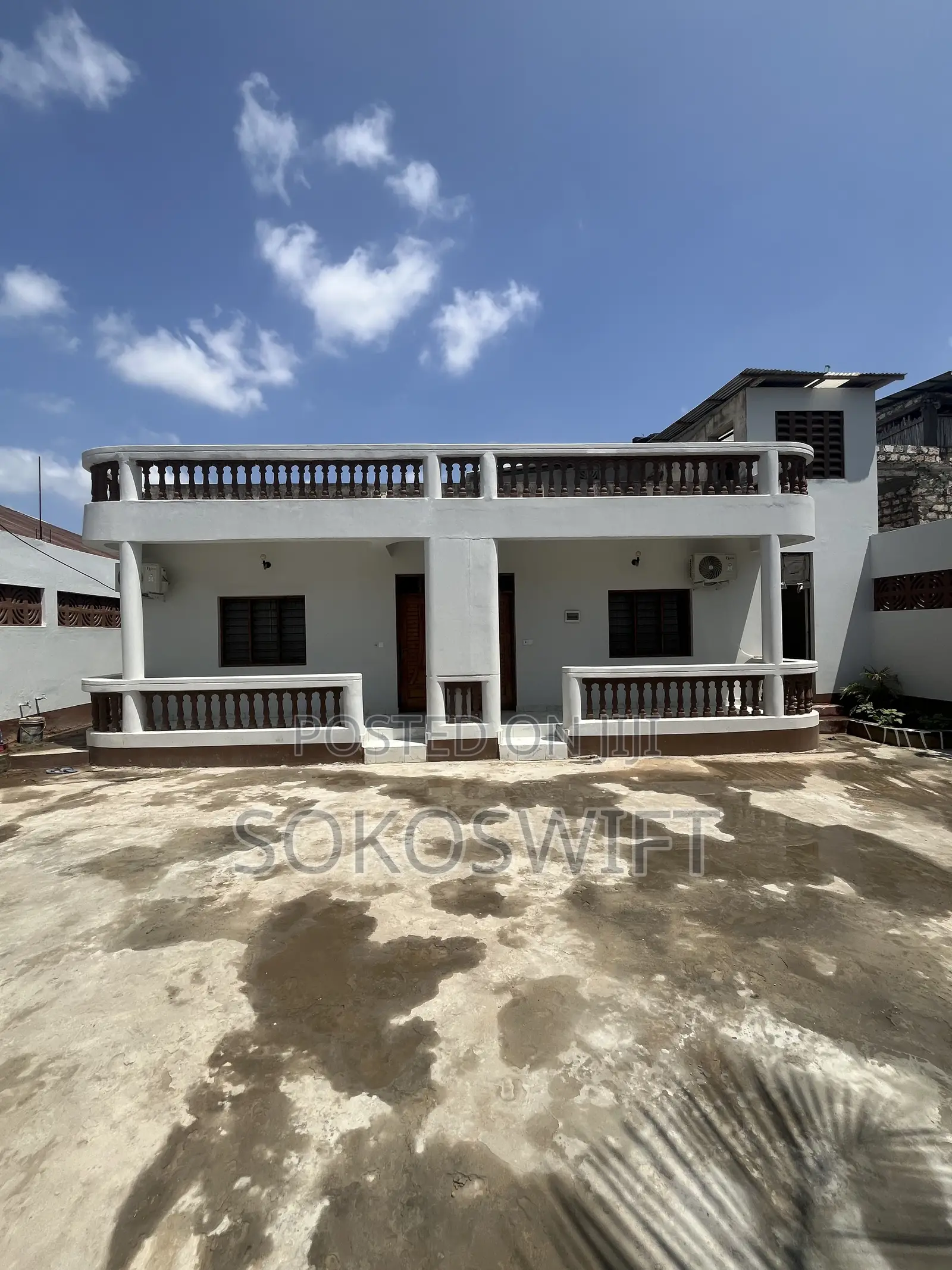 2 Units of 2 Bedroom