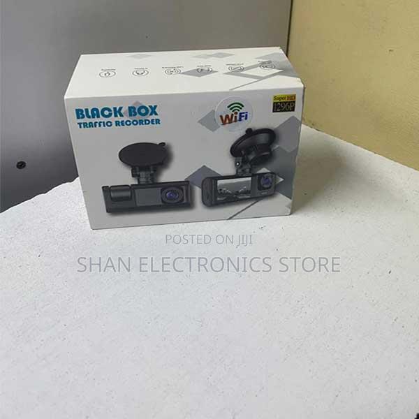 Professional Designed C309 Blackbox Dash Cam 3 Cam Car Security System