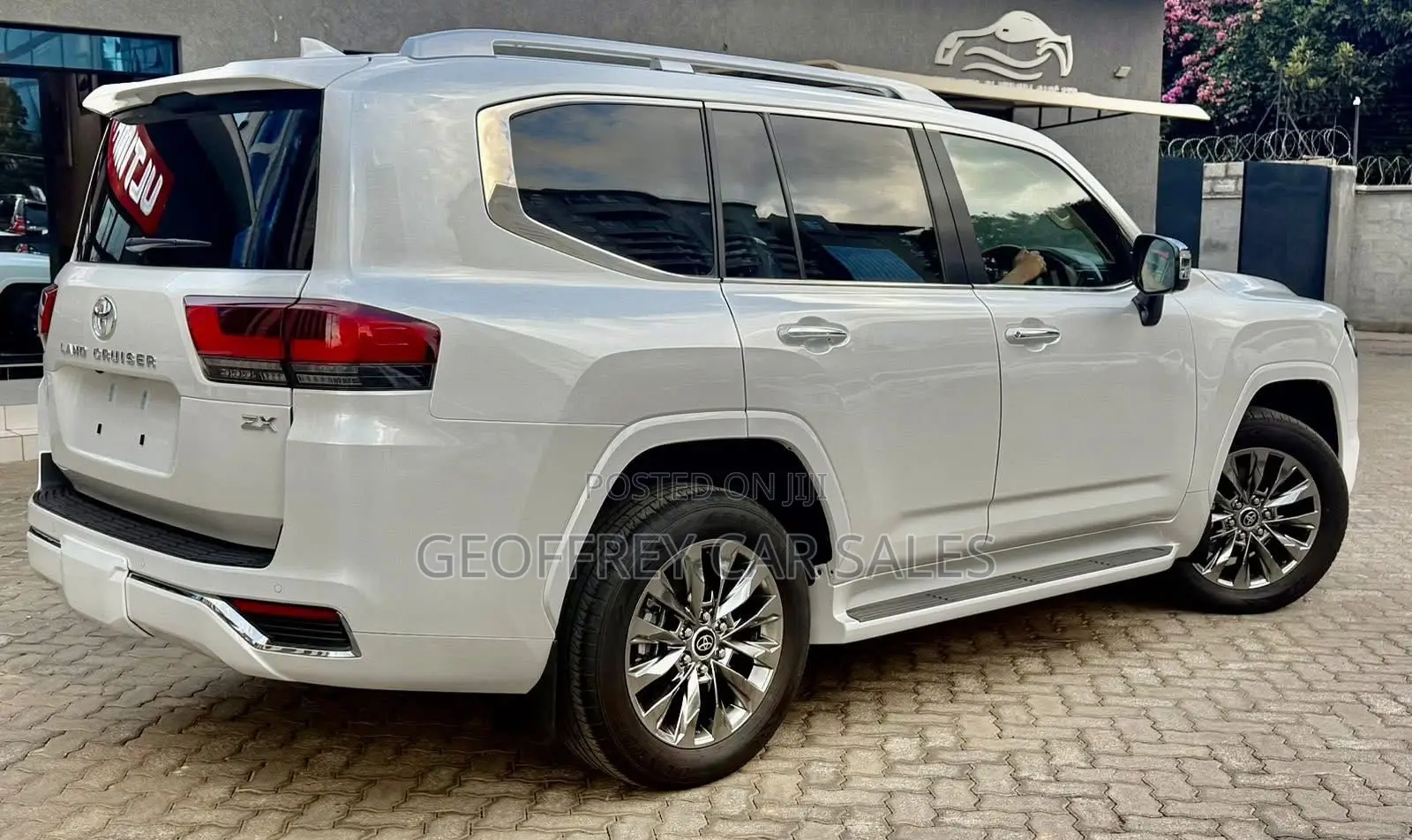 Toyota Land Cruiser Prado 2022 Black