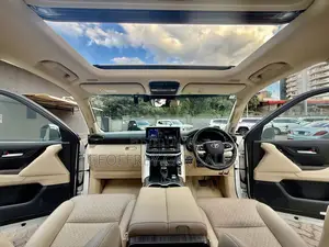 Toyota Land Cruiser Prado 2022 Black
