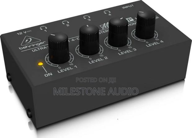 Behringer Microamp Ha400 Ultra-Compact 4-Channel Stereo Headphone