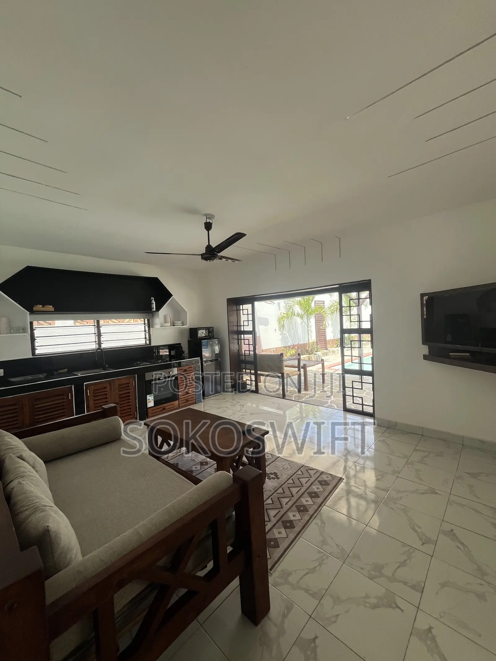 2 Units of 2 Bedroom