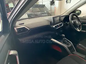 Toyota Raize 2019 Silver