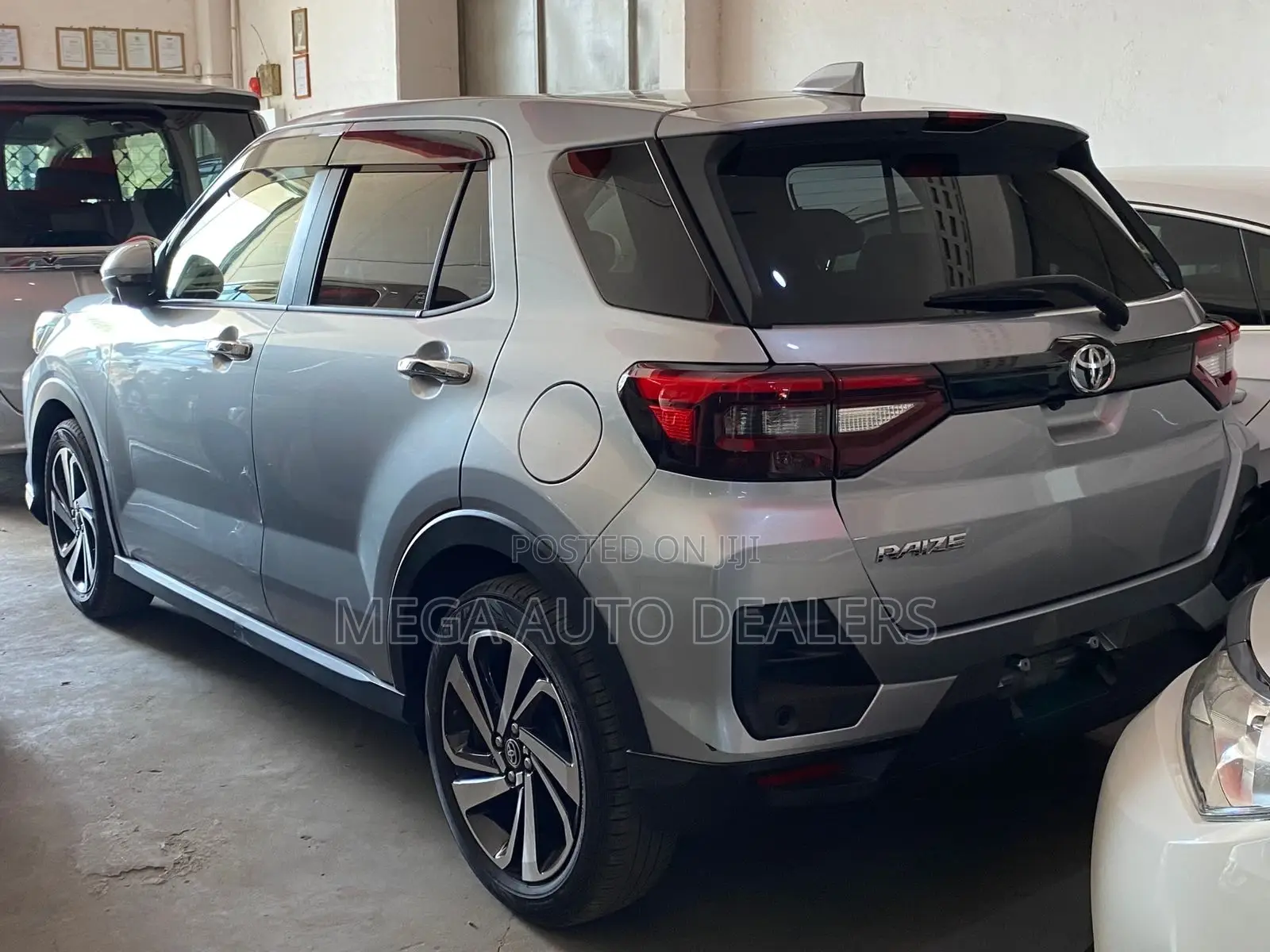 Toyota Raize 2019 Silver
