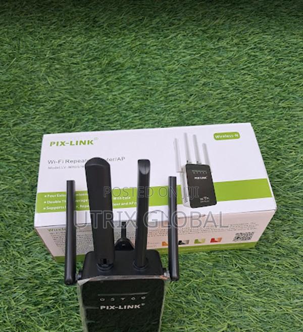 Pix-link Wifi Coverage Expander Plug In - main view