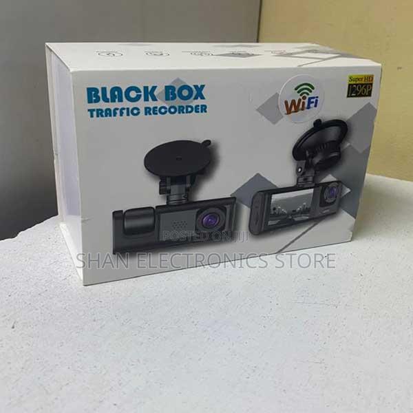 360° Coverage 3-Cam C309 Blackbox Dash Cam With Wifi - main view