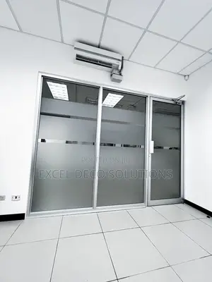 Frosted Film – Elegant Office Finish