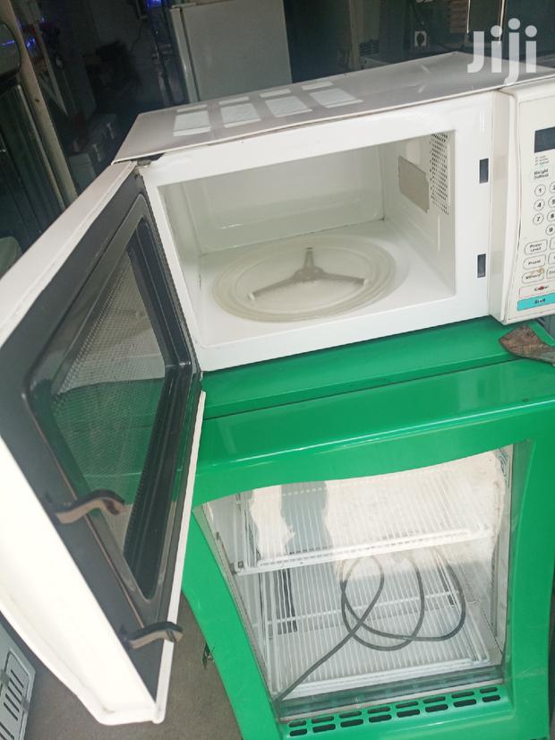 Microwave Oven - main view