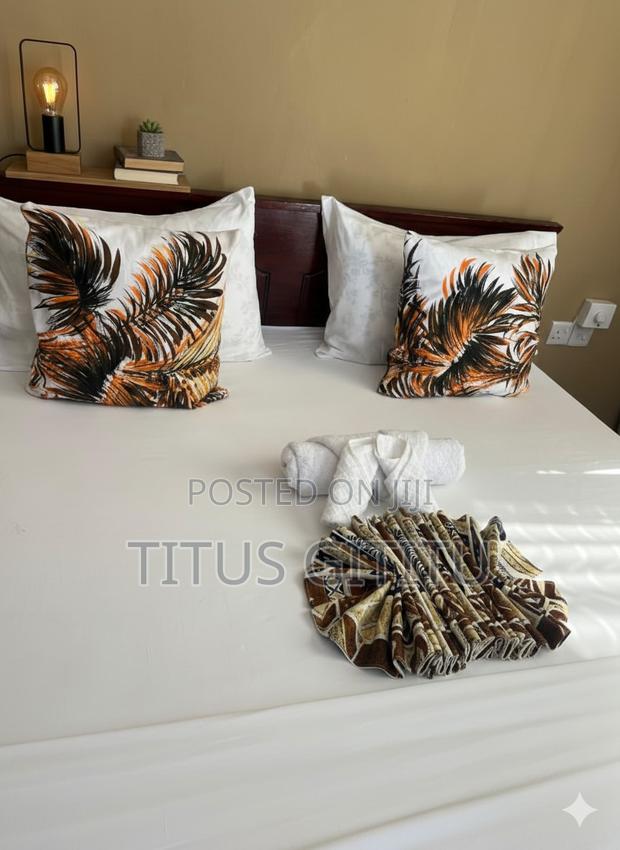 Coastal Studio Airbnb Mtwapa | Near Town Beach | Balcony | KSH 2500 - thumbnail 3