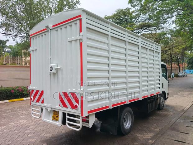 Isuzu NMR 2024 - thumbnail 4