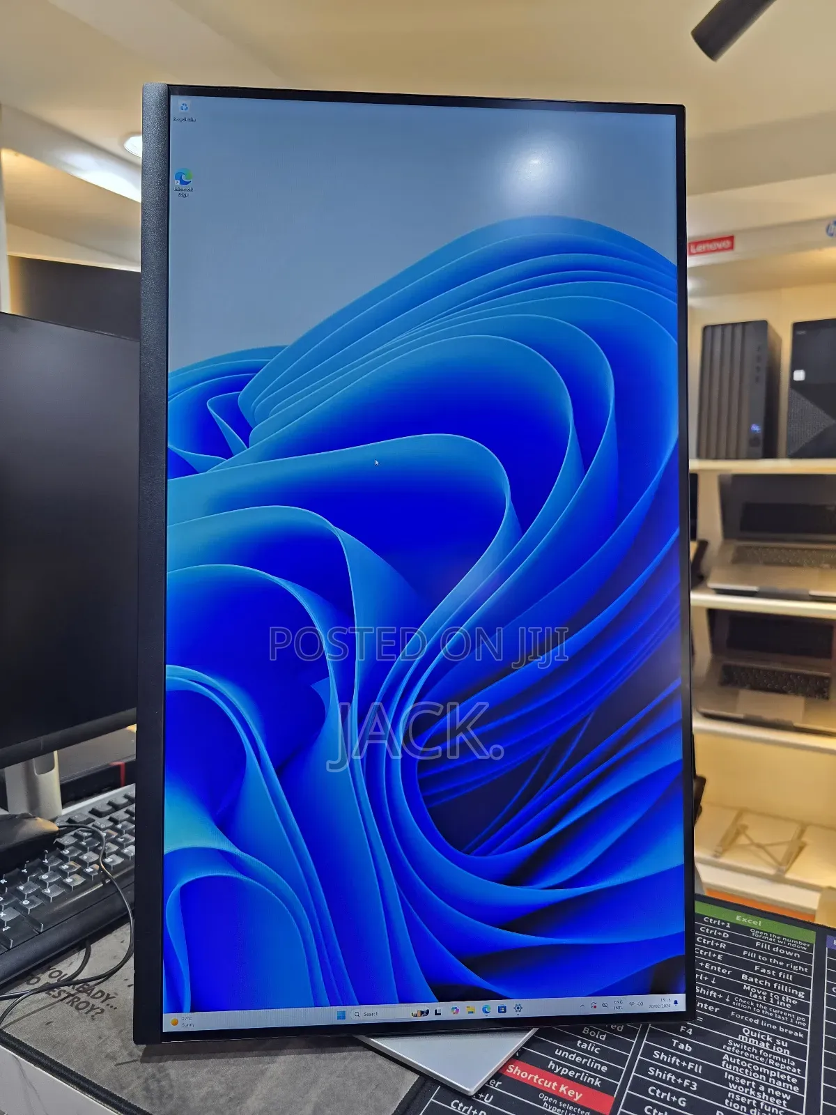 Dell 27 Inch QHD Monitor