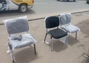 Black Toska Waiting Chairs