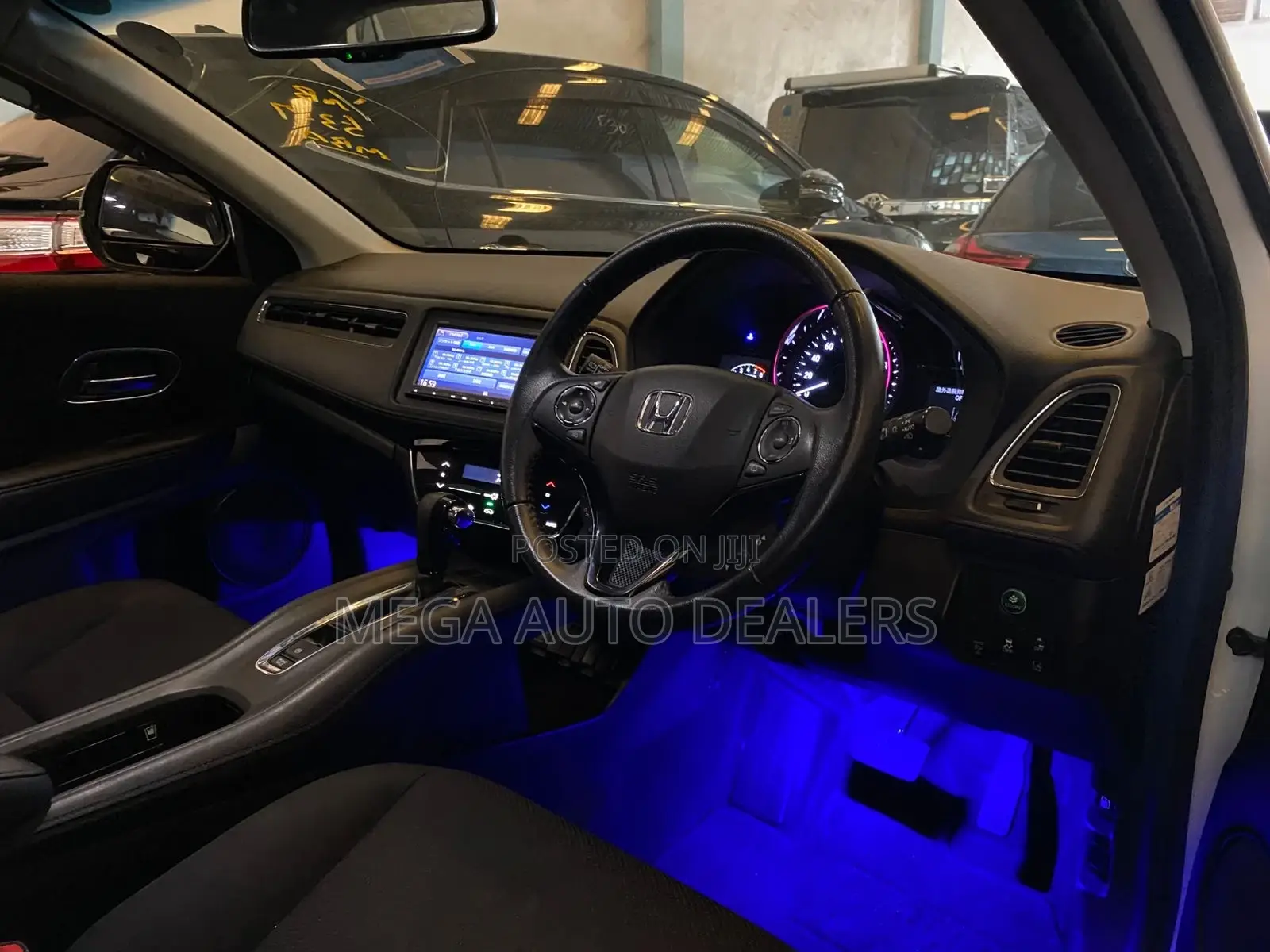 Honda Vezel 2018 White