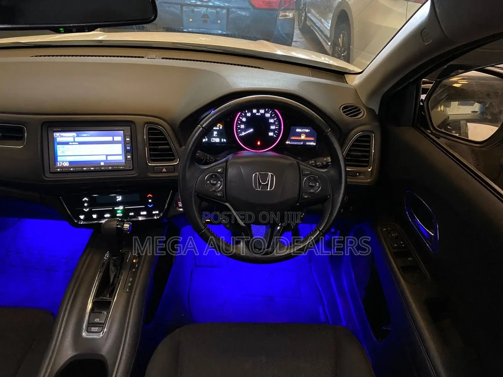 Honda Vezel 2018 White