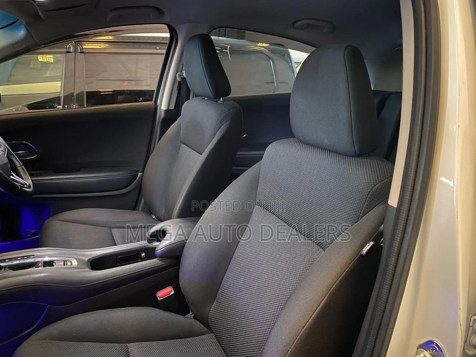 Honda Vezel 2018 White