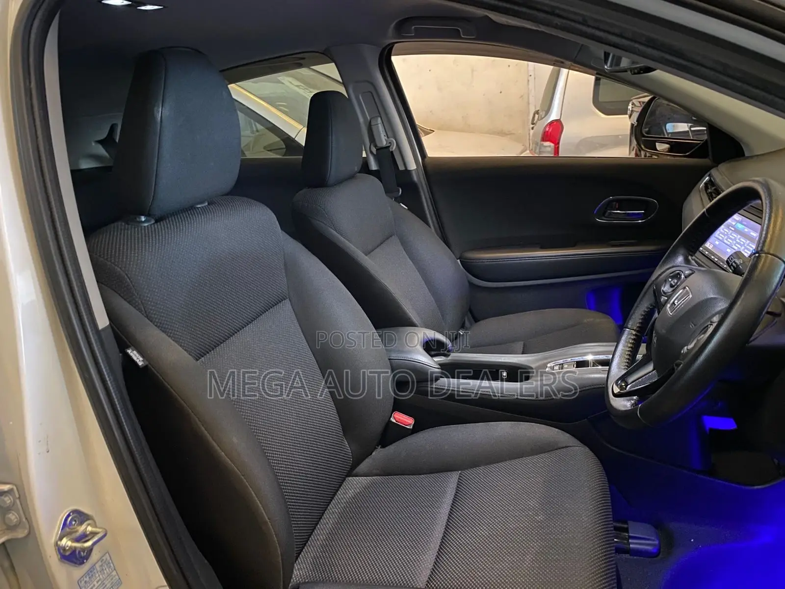 Honda Vezel 2018 White