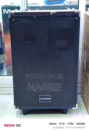 Tag Wood Speaker