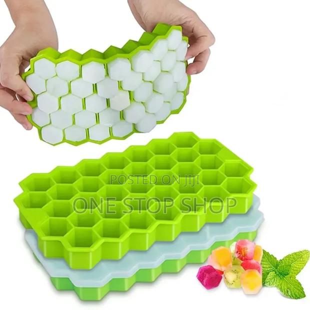 2pcs Easy Release Ice Cube Trays for Freezer - thumbnail 2