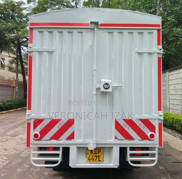 Isuzu NMR Local - thumbnail 11