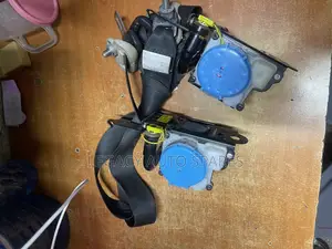 Mazda Demio Safety Belts