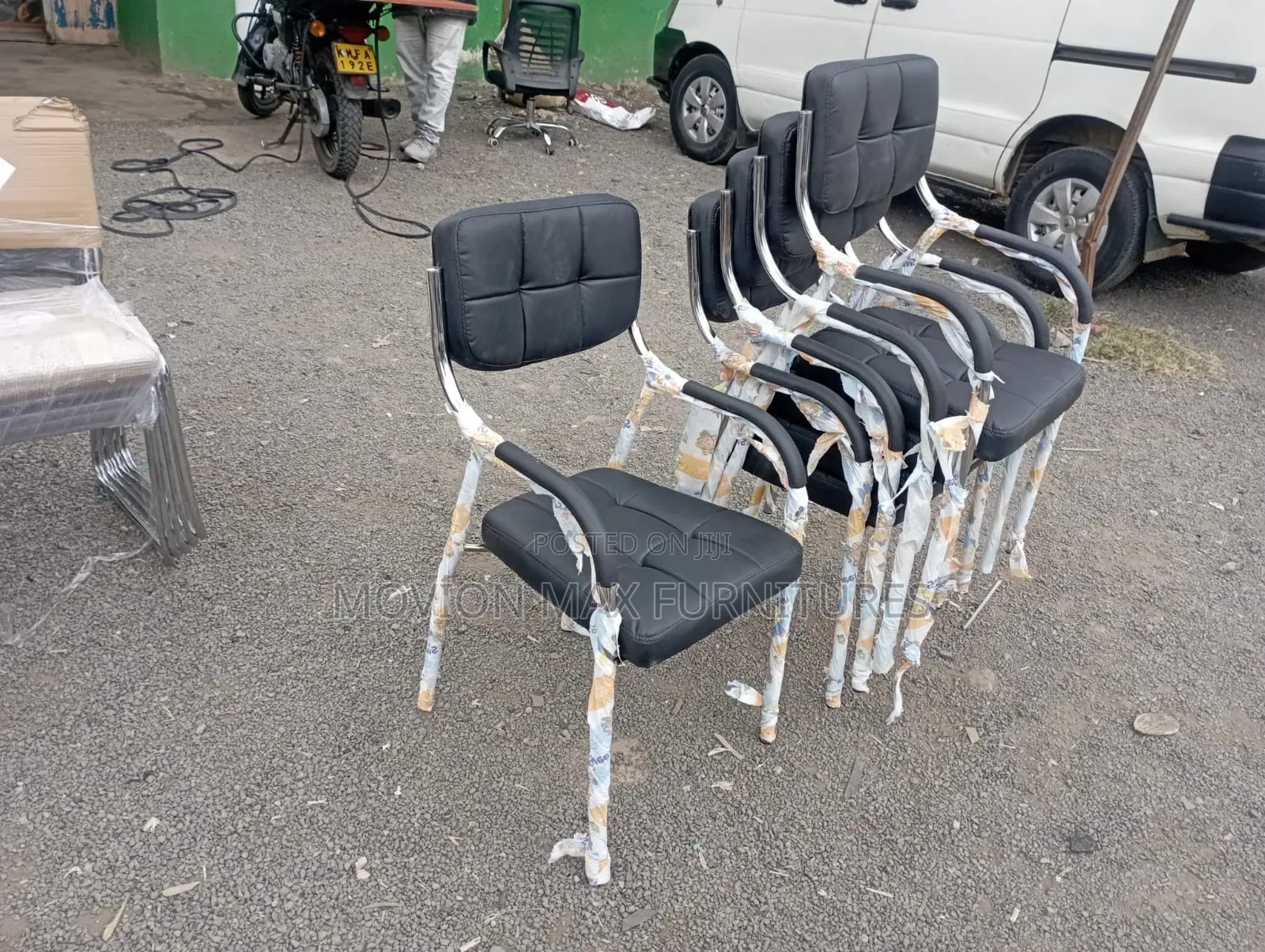 Cfa2 Visitors Waiting Chairs