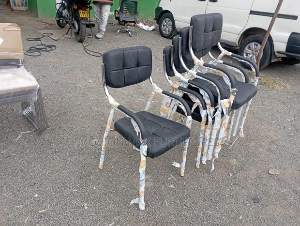 Cfa2 Visitors Waiting Chairs
