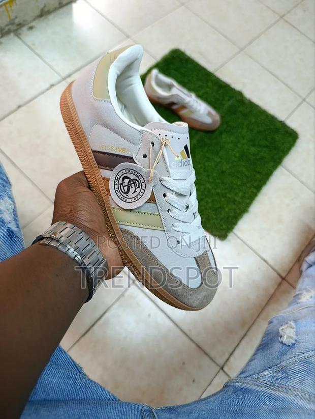 Adidas Velosamba End - main view