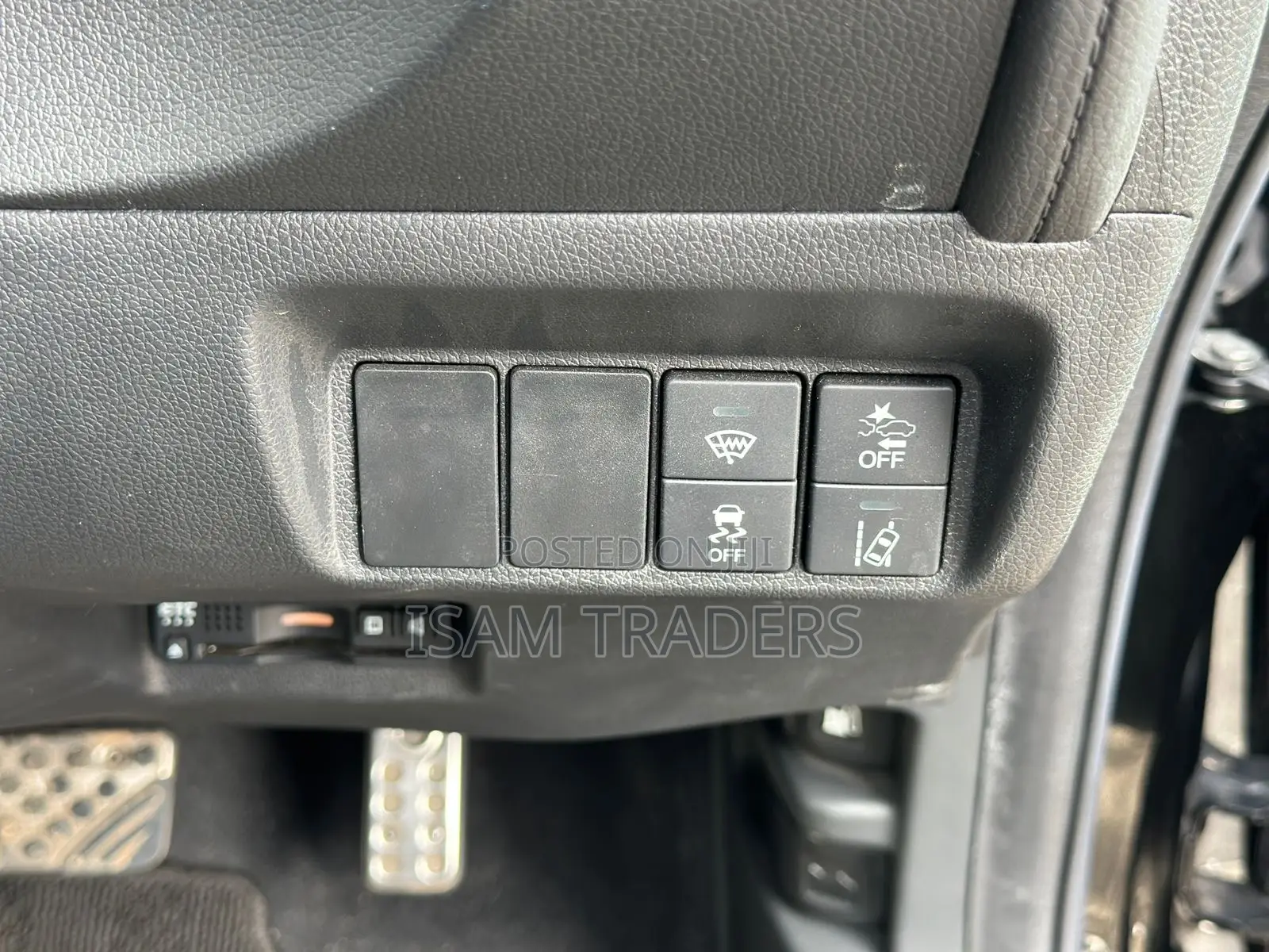 Honda Shuttle 1.5 Hybrid 2WD 2019 Black