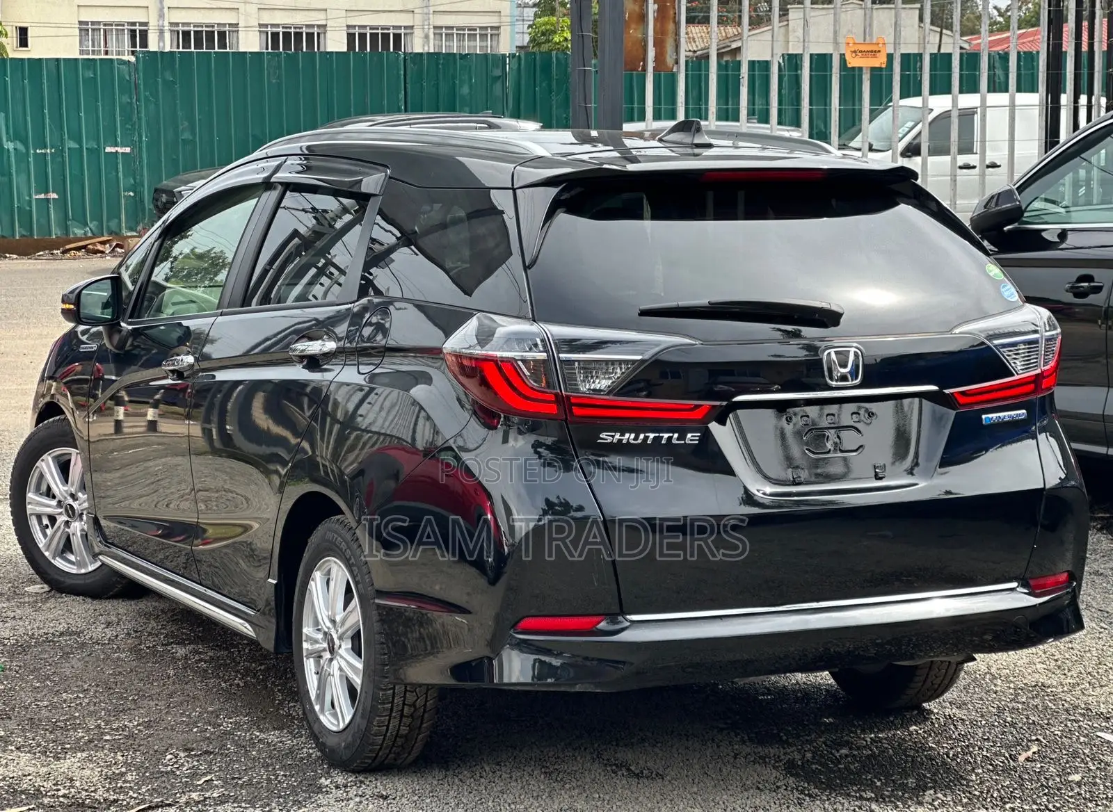 Honda Shuttle 1.5 Hybrid 2WD 2019 Black