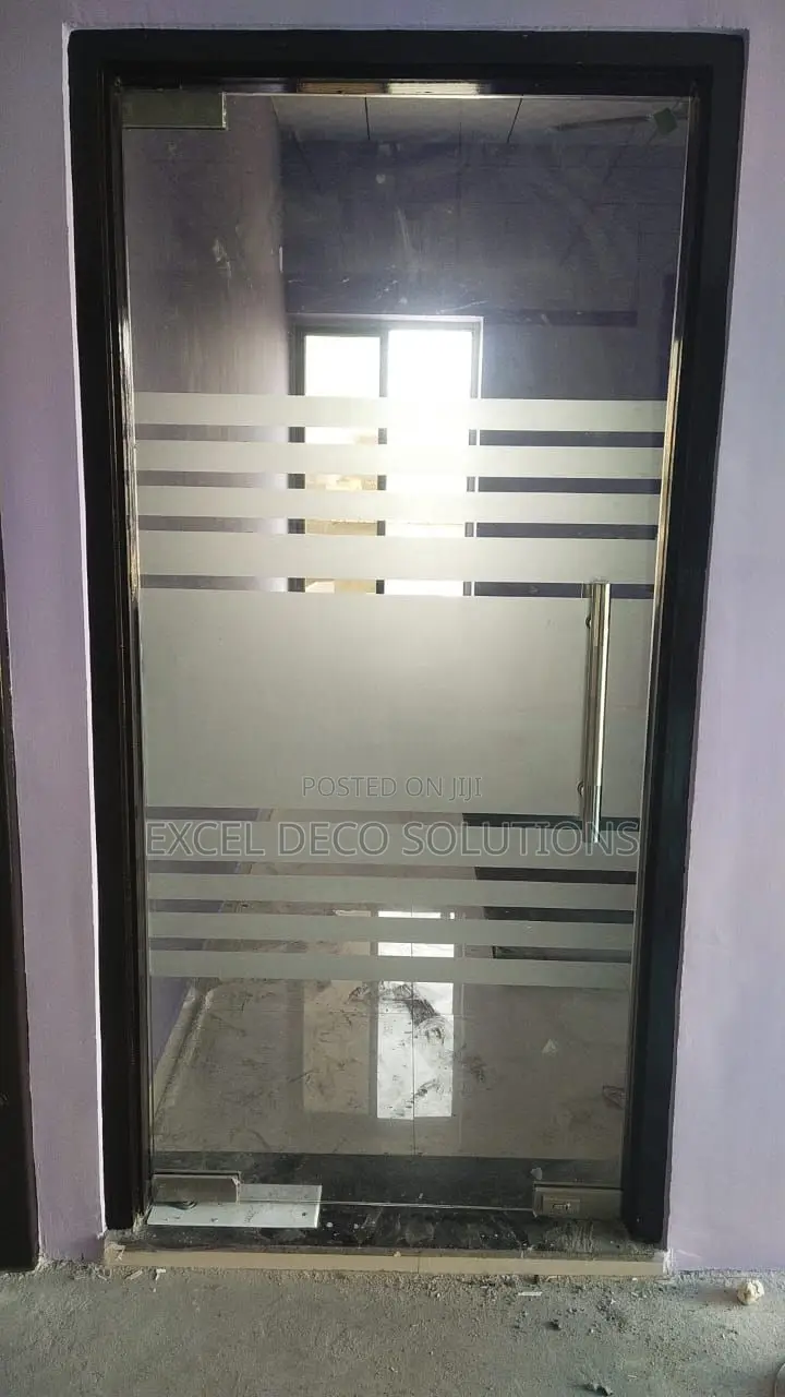Frosted Film – Neat Office Look