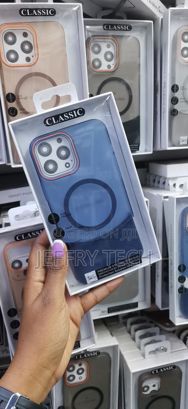 Blemi Magnetic for iPhone 13 Pro Max 2 in 1 Transluscent Case -Blue - thumbnail 3