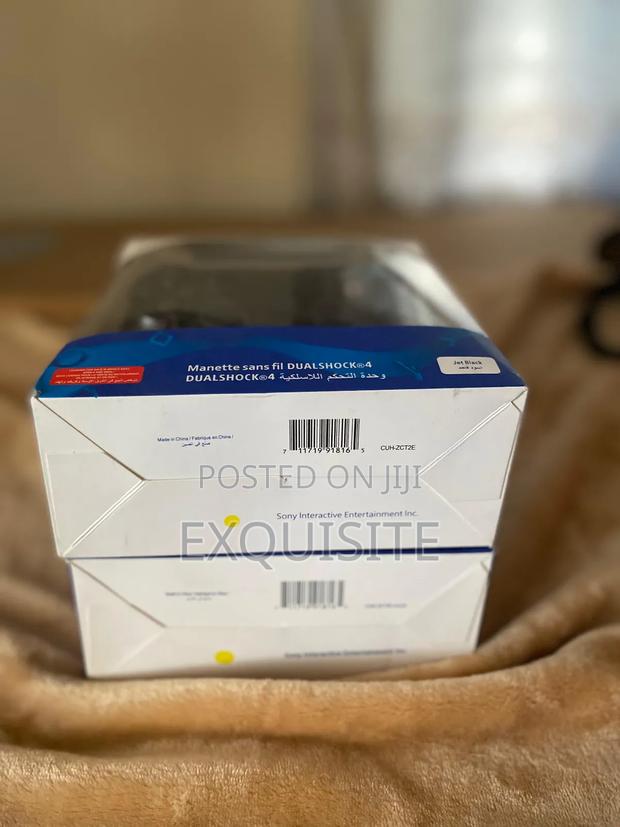 Playstation 4 Dualshock Controller - thumbnail 4