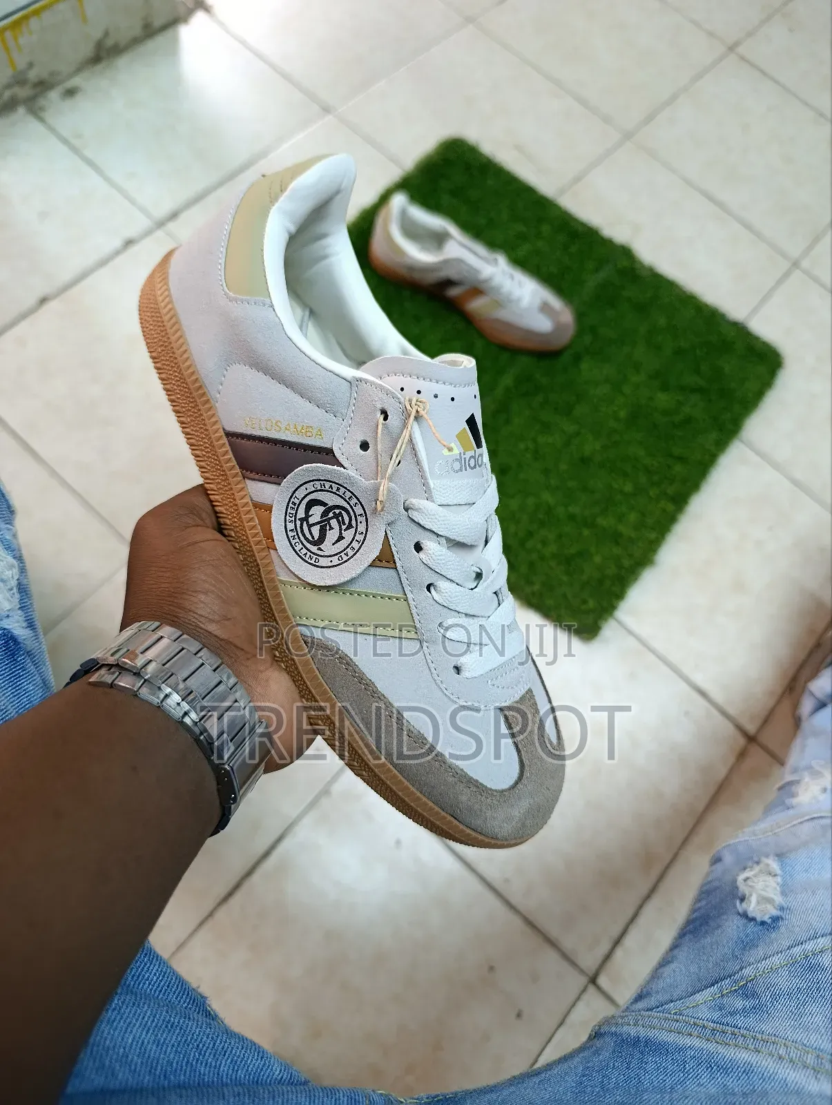 Adidas Velosamba End