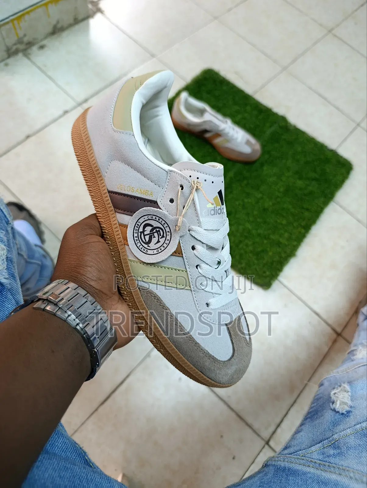 Adidas Velosamba End