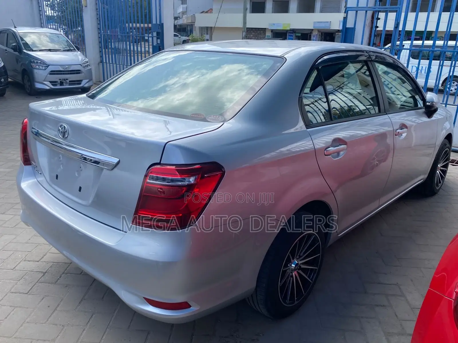 Toyota Axio 2018 Silver