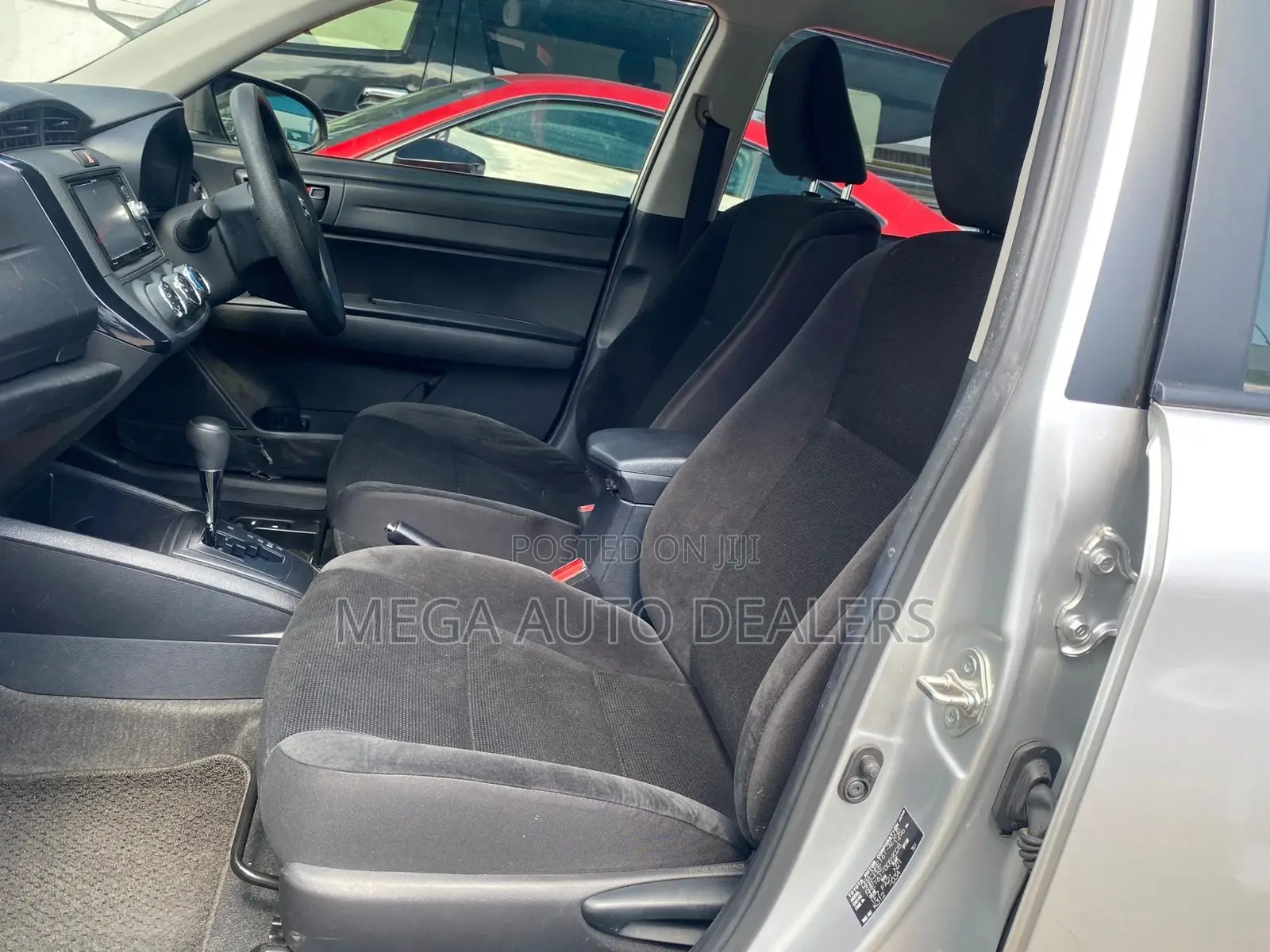 Toyota Axio 2018 Silver