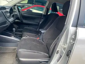 Toyota Axio 2018 Silver