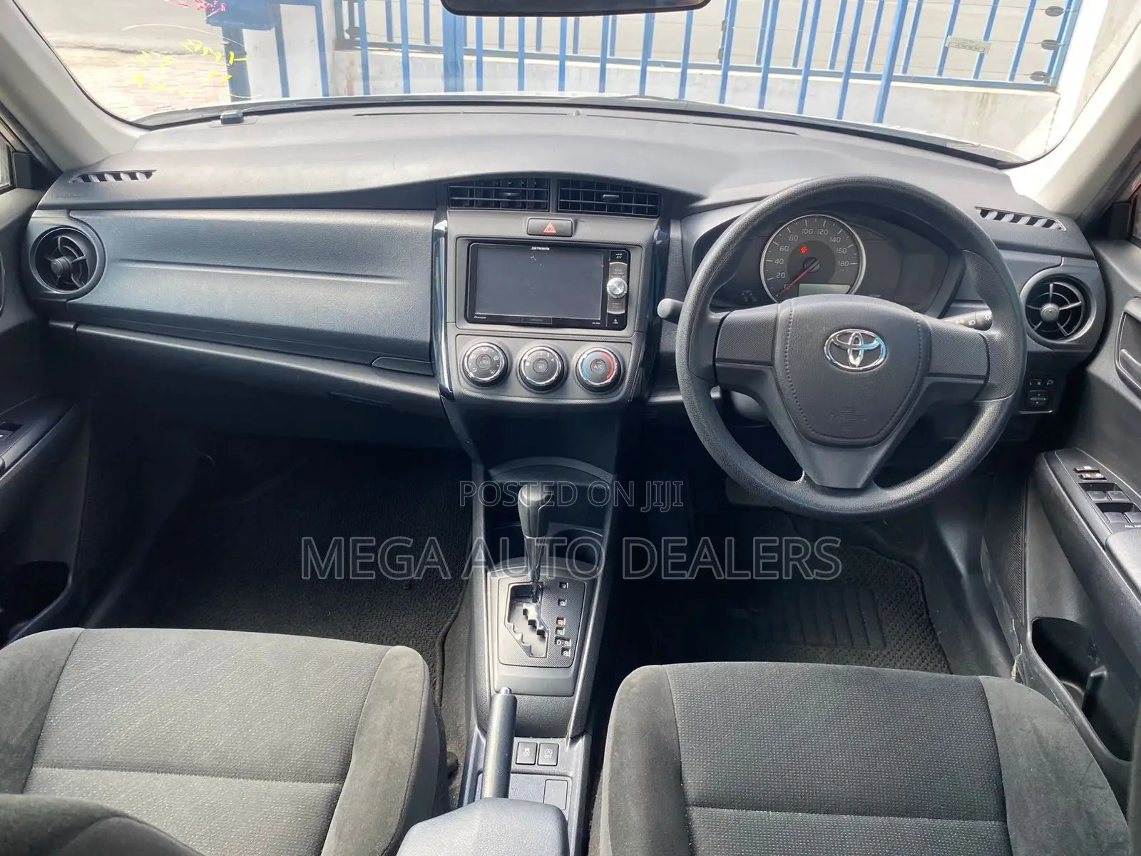 Toyota Axio 2018 Silver
