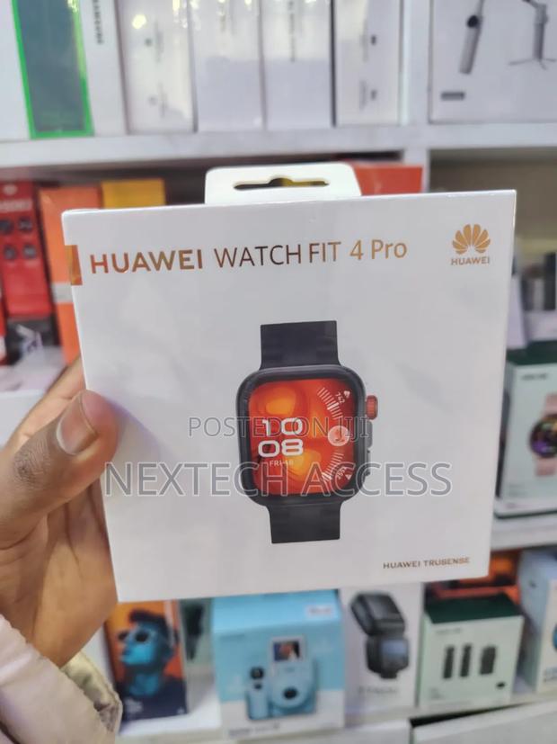 Huawei Watch Fit 4 Pro - main view