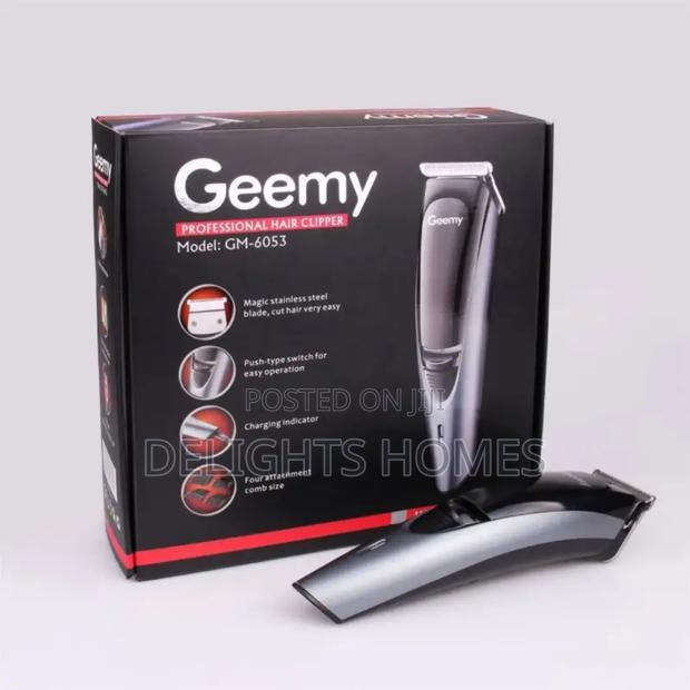 Geemy Shaving Machine Professional Hair Clipper_dav