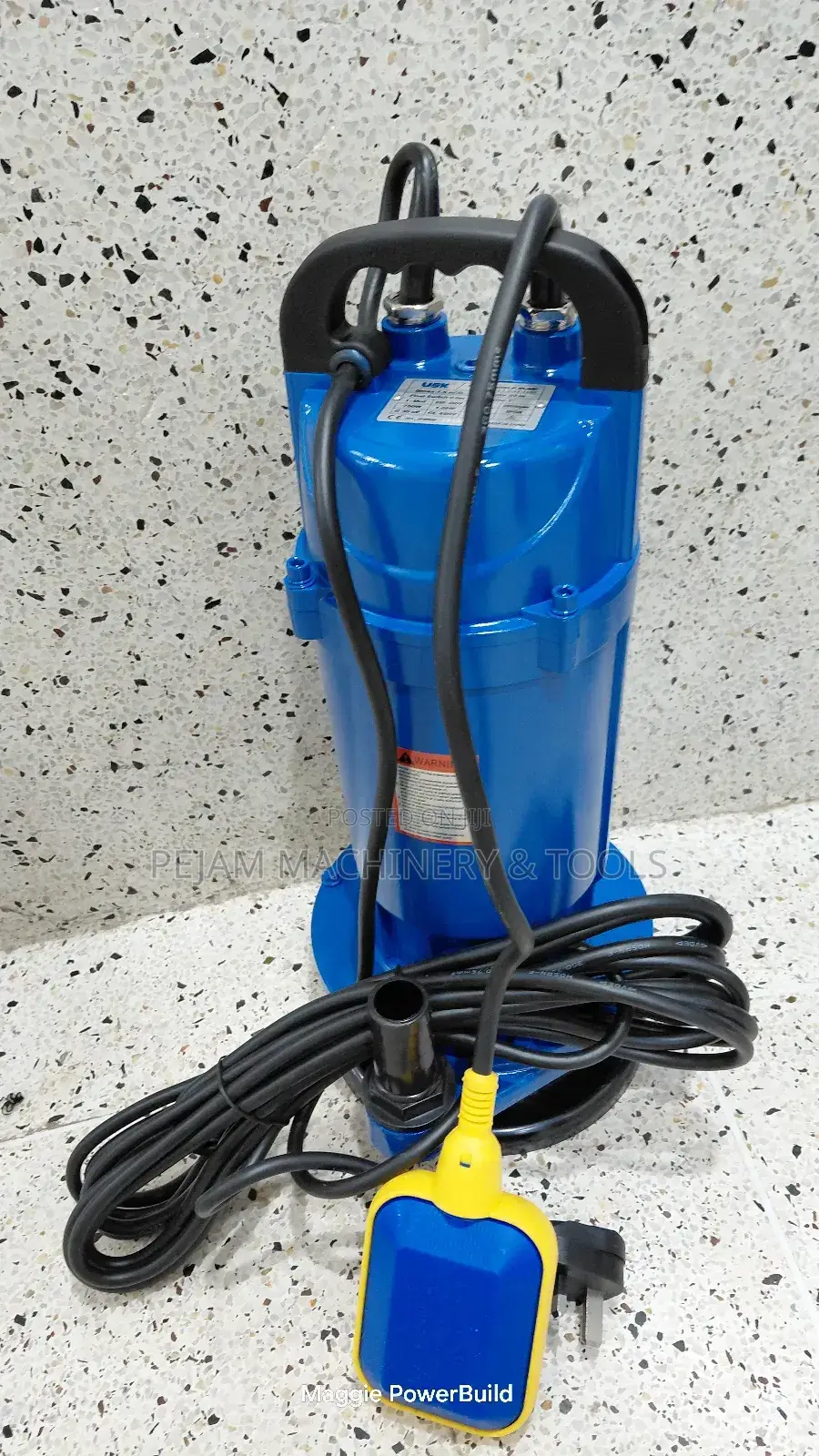 Usk 1hp Submersible Waterpump 32m Head