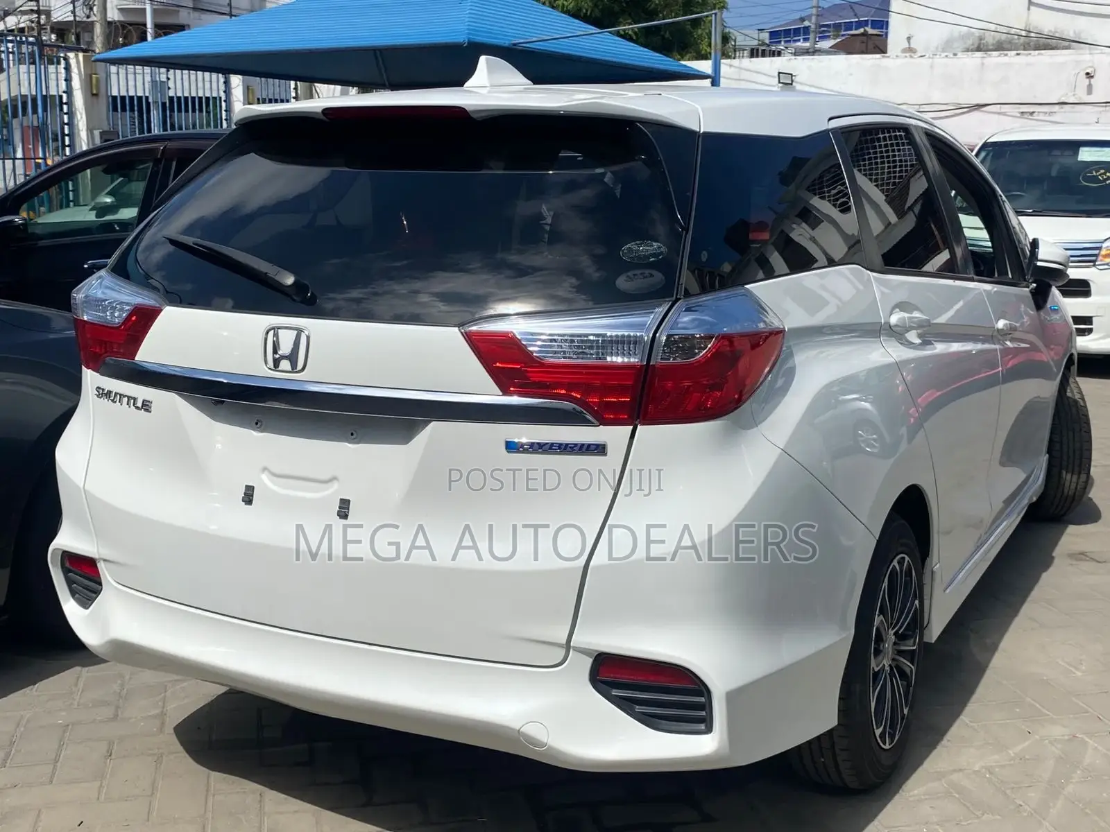Honda Fit Shuttle 2018 White