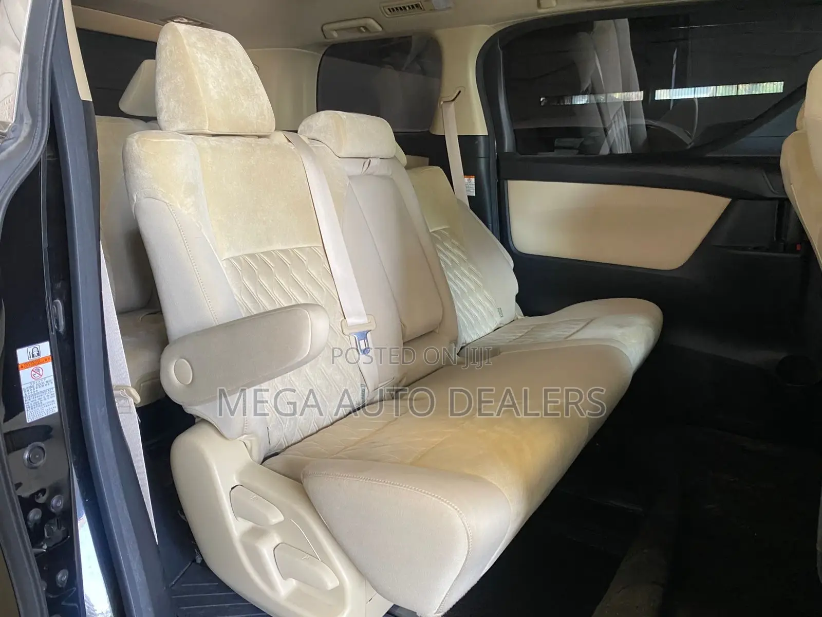 Toyota Alphard 2018 Black