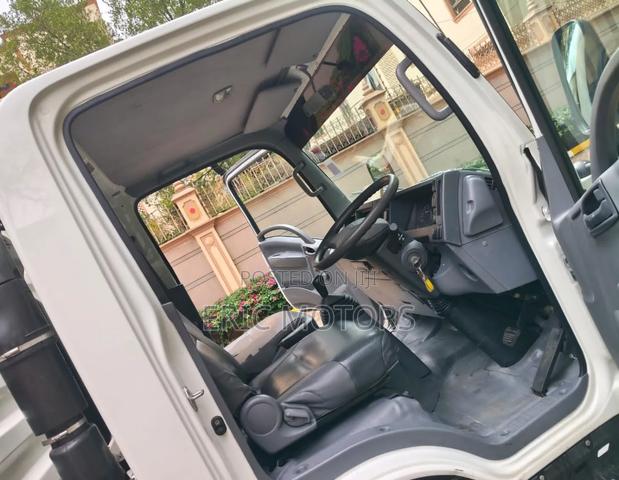 Isuzu NMR 2023 - thumbnail 8