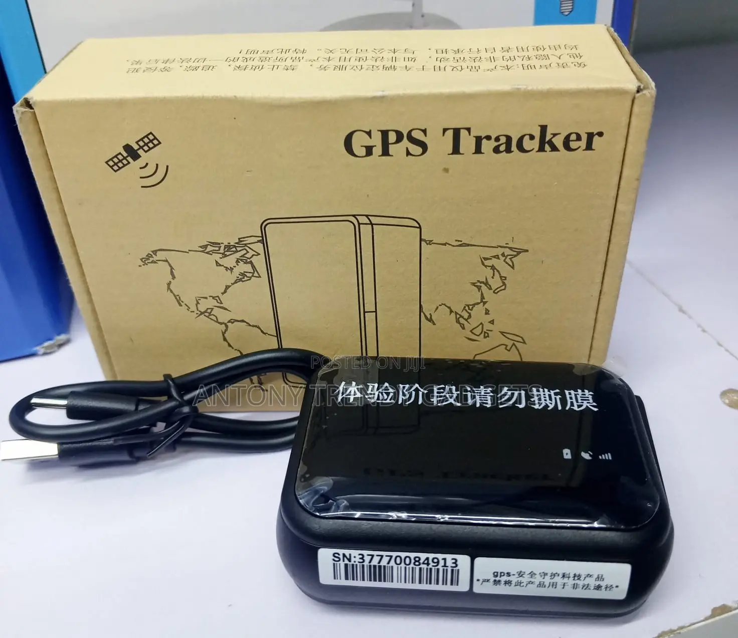 Smart Mini Vehicle Gps Tracker With Long Standby Battery