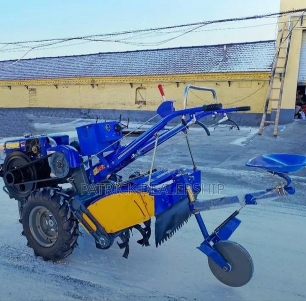 Hand Held Walking Tractor - main view