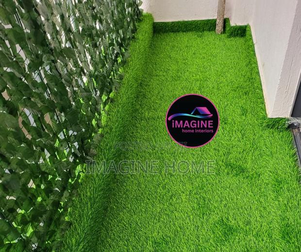 Real Green Vibes With Green Grass Carpet