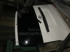 Toyota Noah 2012 Tailgate/Boot
